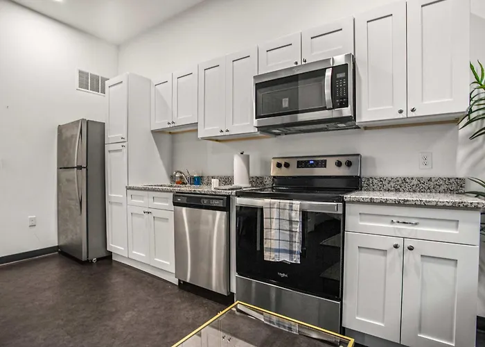 Cozysuites Stunning 1br In Downtown Pitts #21